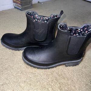 Lucky Brand Black Women's Winter Boots with Floral Interior